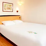 Hotel Campanile 3*