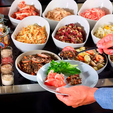 ホテル Campanile 3*