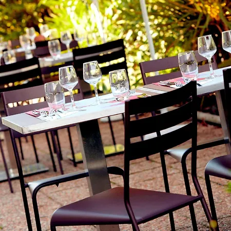 ホテル Campanile Charleville-Mézières