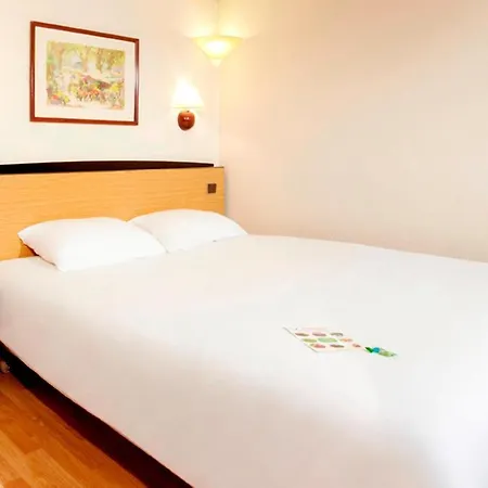 ホテル Campanile 3*