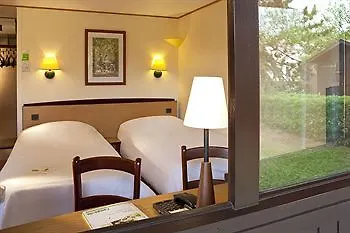 酒店 钟楼夏尔勒维勒梅兹耶尔酒店 3*